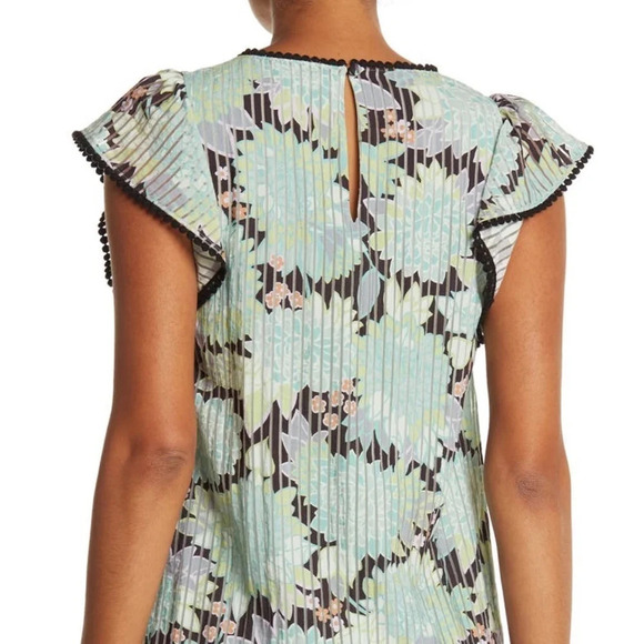 ♠️ Kate Spade Dahlia Bloom Floral Burnout Top NWT - Picture 3 of 8
